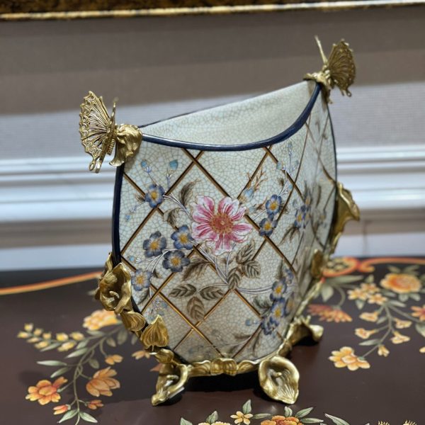 khay sứ châu âu