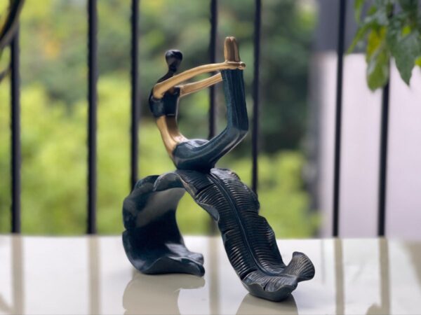 tượng cô gái tập yoga 0518