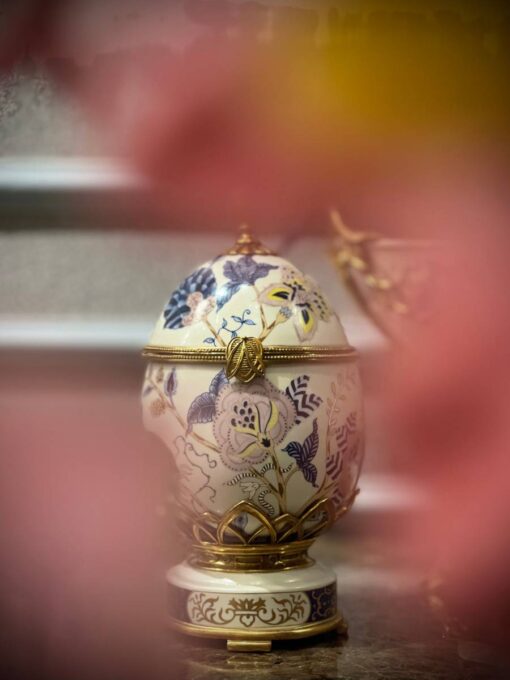 hộp sứ quả trứng