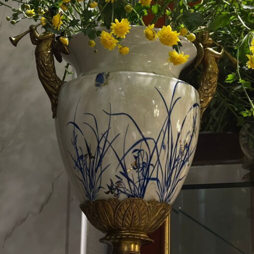 bình sứ châu âu