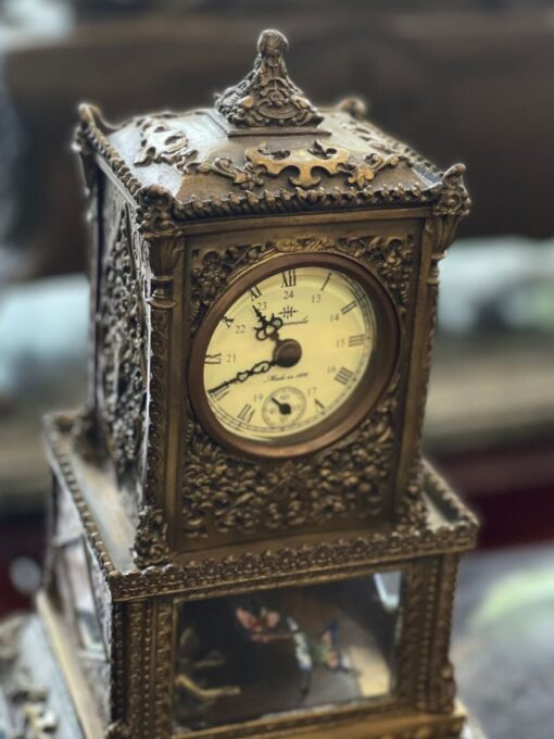 đồng hồ bàn châu âu