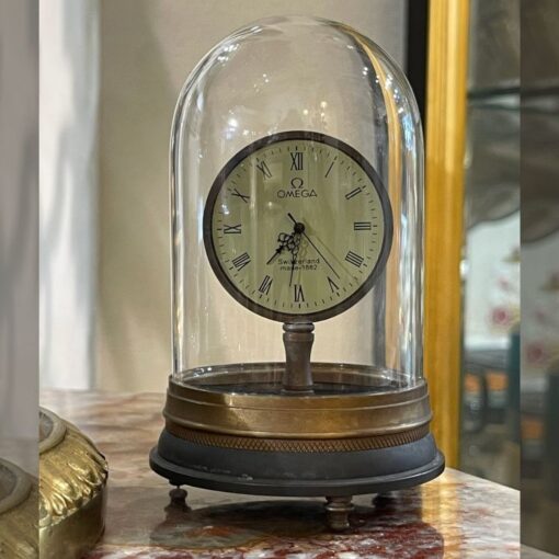 đồng hồ để bàn úp ly
