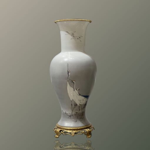 bình sứ châu âu