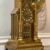 Đồng hồ nhà thờ cổ