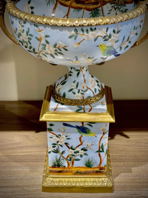 liễn sứ châu âu
