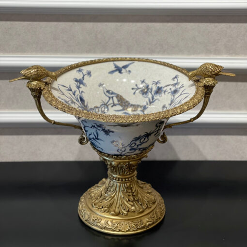 Liễn sứ châu âu