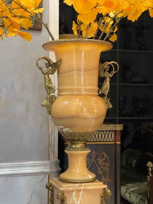 đôi bình đá cẩm thạch