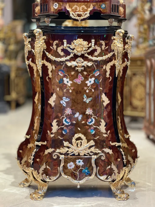 đồng hồ boulle đỏ