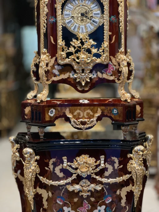 đồng hồ boulle đỏ